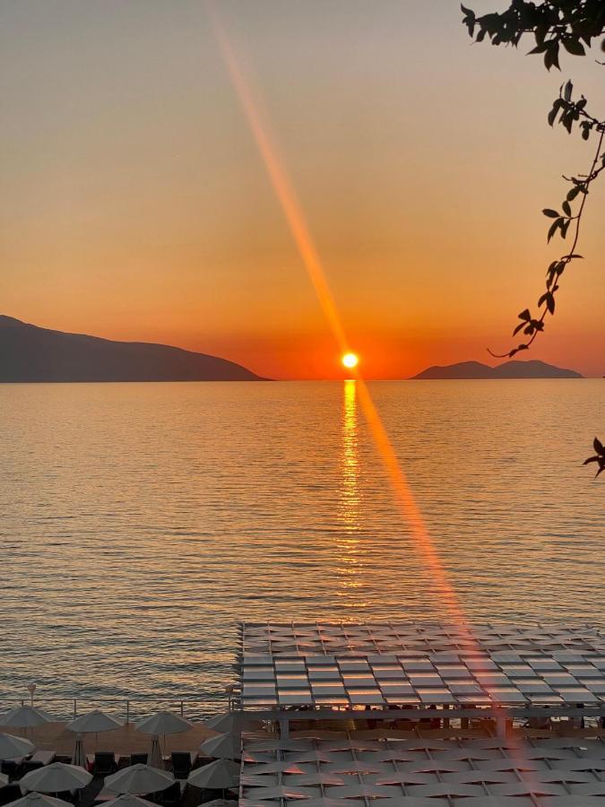 Paradise Beach Hotel Radhimë Exteriér fotografie