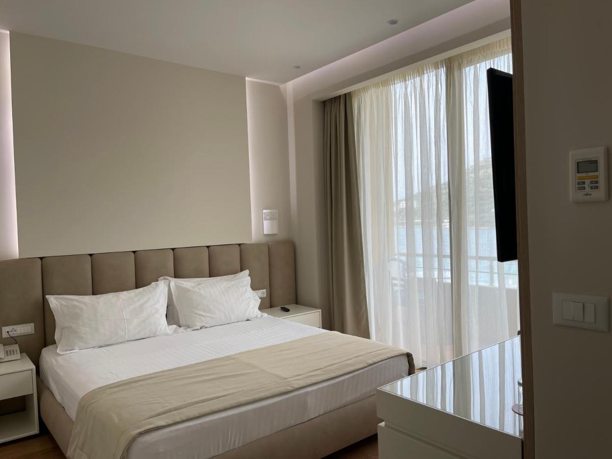 Paradise Beach Hotel Radhimë Exteriér fotografie
