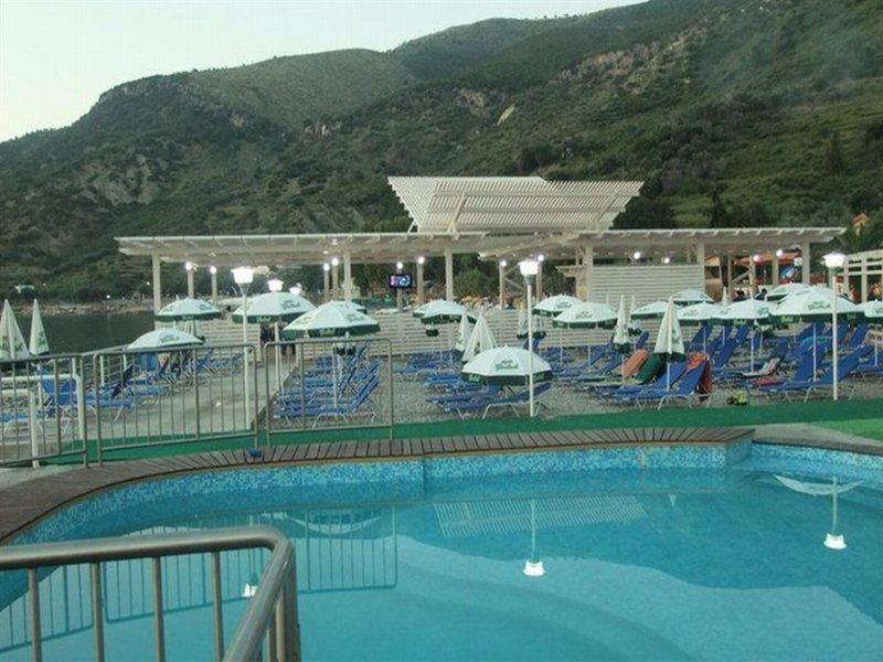 Paradise Beach Hotel Radhimë Zařízení fotografie