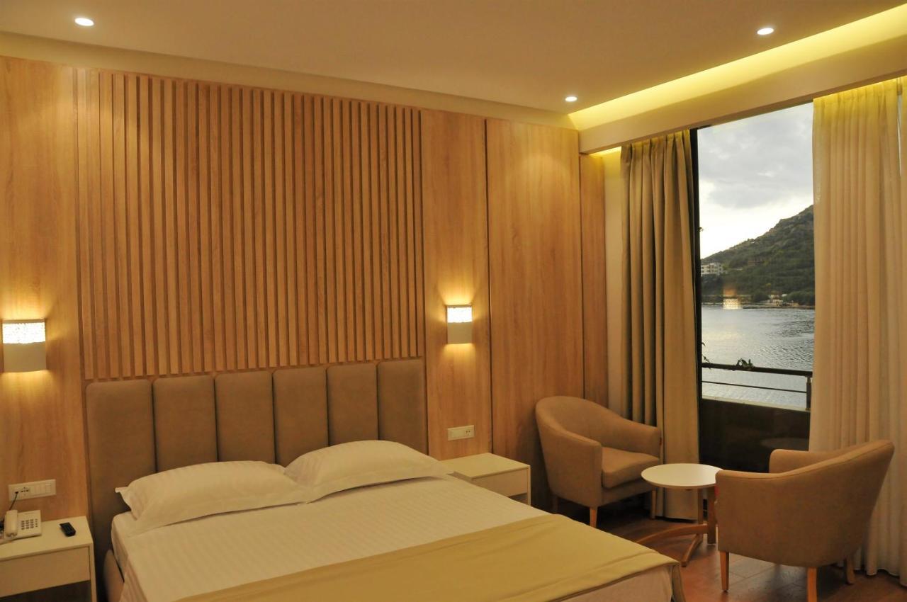 Paradise Beach Hotel Radhimë Exteriér fotografie